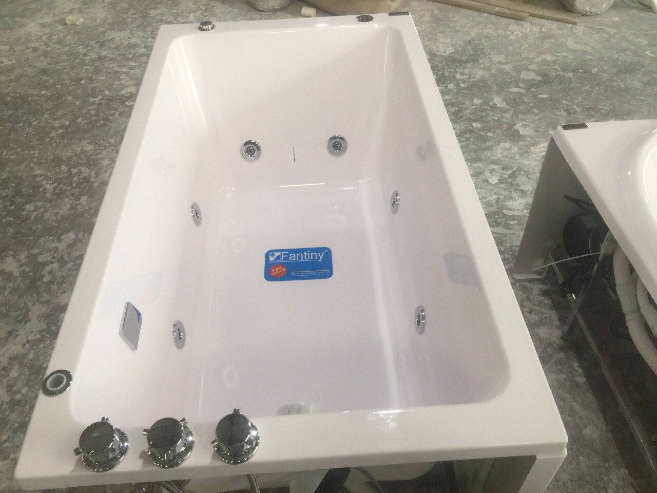 Địa chỉ mua bồn tắm Fantiny chính hãng giá tốt tại Hà Nội 3 dia chi mua bon tam fantiny chinh hang gia tot tai ha noi 3 1