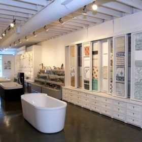 Địa chỉ mua bồn tắm Govern